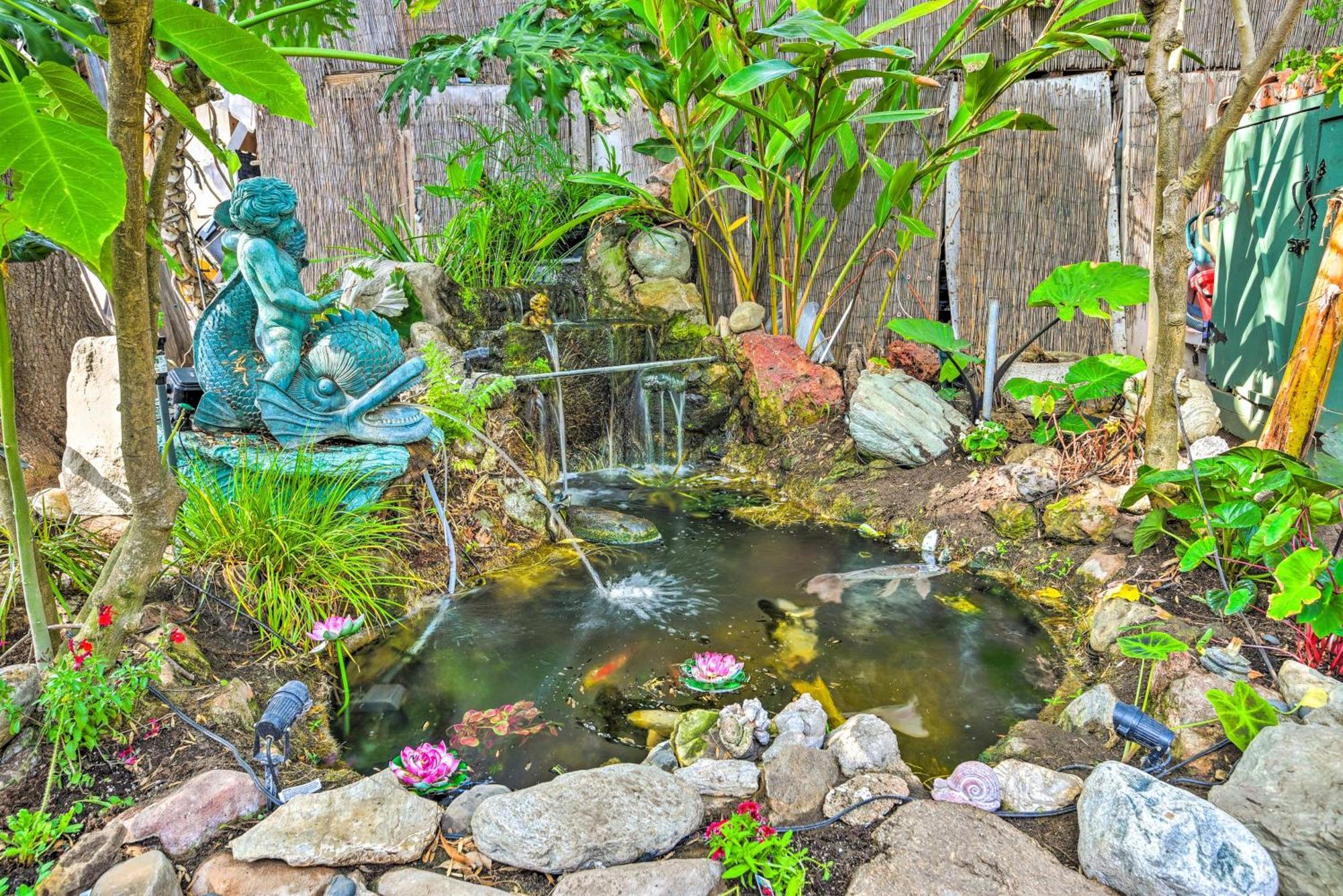 Apartment Beautiful Flower Garden Los Angeles